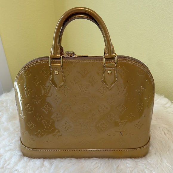 💯Authentic Louis Vuitton Alma  Women's Bag🍀 - Picture 14 of 17